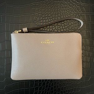 Coach leather wristlet nude color